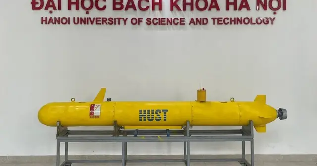 Lạc Hồng AUV