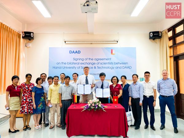 HUST-DAAD Bilateral Agreement Signing Ceremony 2020
