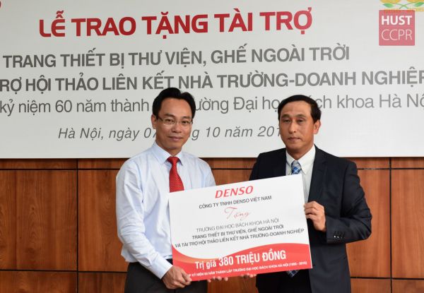 Công ty TNHH DENSO Việt Nam trao tặng tài trợ cho Trường ĐHBK Hà Nội