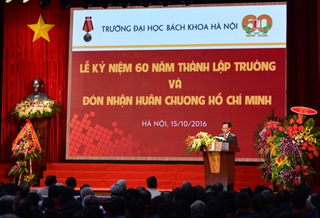 Diễn văn của Hiệu trưởng Hoàng Minh Sơn tại Lễ kỷ niệm 60 năm thành lập Trường ĐHBK Hà Nội và đón nhận Huân chương Hồ Chí Minh lần thứ hai