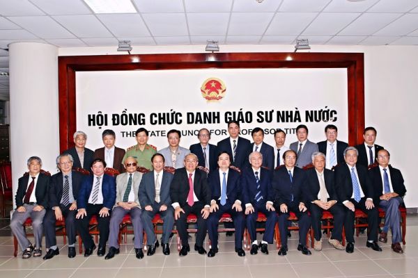 Trường ĐHBK Hà Nội có 4 Giáo sư và 33 Phó Giáo sư năm 2017