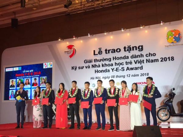 Sinh viên Bách khoa Hà Nội giành 4 trên 10 giải thưởng Honda Y-E-S năm 2018