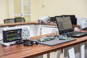 Trường ĐH Bách khoa Hà Nội và Tập đoàn Keysight Technologies ký kết hợp tác thành lập Phòng thí nghiệm IoT tại Viện Điện tử Viễn thông