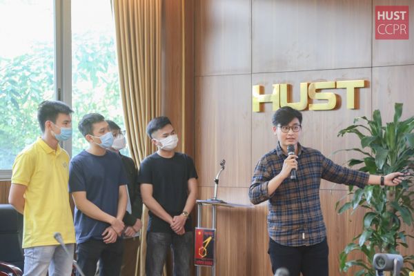 Bách khoa Hà Nội lựa chọn hai đội tham gia cuộc thi SV Startup 2021