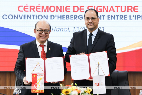 HUST-AUF: The first Francophone Digital Education Center Opened in Hanoi