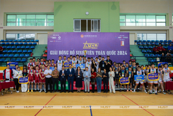 Top 3 Men's teams of the 2024 NUC Basketball - Northern Region pose for a commemorative photo with the Organizing Committee.