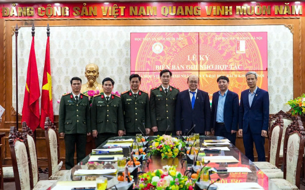 Đại học Bách khoa Hà Nội và Học viện An ninh nhân dân tăng cường hợp tác, trao đổi kinh nghiệm trong lĩnh vực công nghệ thông tin