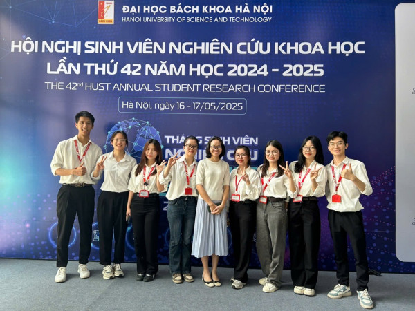 “Vỏ trứng Xanh” tại Hội nghị Sinh viên NCKH Bách khoa Hà Nội
