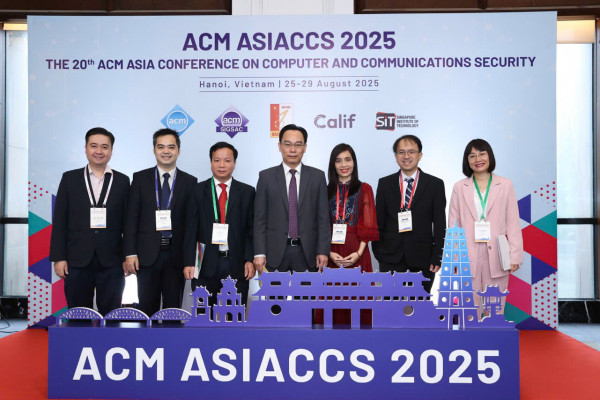 HUST Hosts the ACM ASIACCS 2025