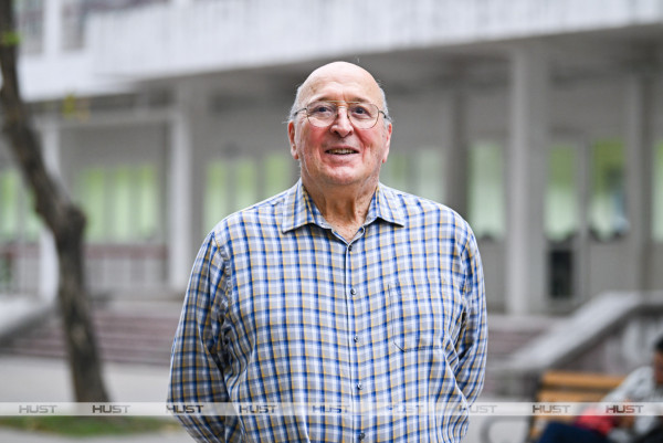 GS. Robert Pelletier - giảng viên thuộc Hiệp hội các Giáo sư Tập đoàn TotalEnergies (Pháp). Ảnh: Duy Thành