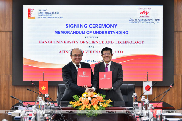 HUST and Ajinomoto Vietnam Ink an MoU for Developing Human Resource