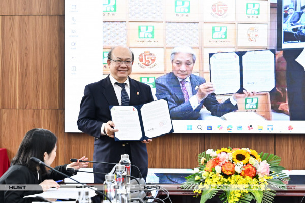 Bách khoa Hà Nội "bắt tay" với trung tâm công nghiệp hàng đầu Nhật Bản