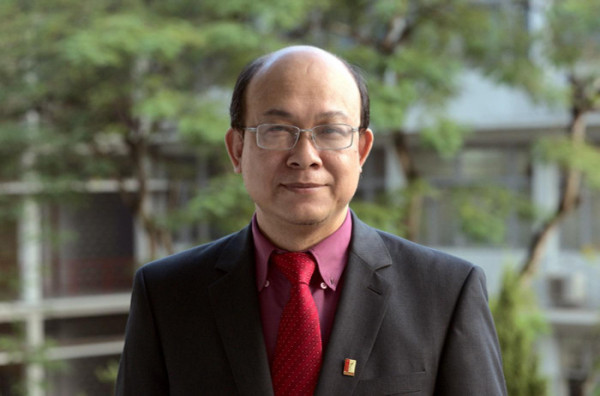 Chúc mừng PGS. Huỳnh Quyết Thắng - Giám đốc Đại học Bách khoa Hà Nội - trúng cử Đại biểu Quốc hội khóa XVI