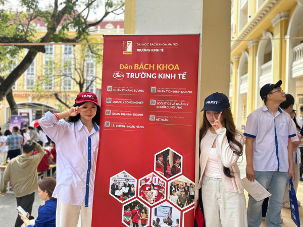 AI lên ngôi, nghề kế toán tái định nghĩa cùng EM-E17 Bách khoa