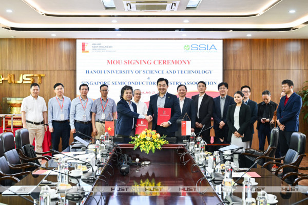 Đại học Bách khoa Hà Nội kết nối nguồn lực hệ sinh thái bán dẫn Singapore
