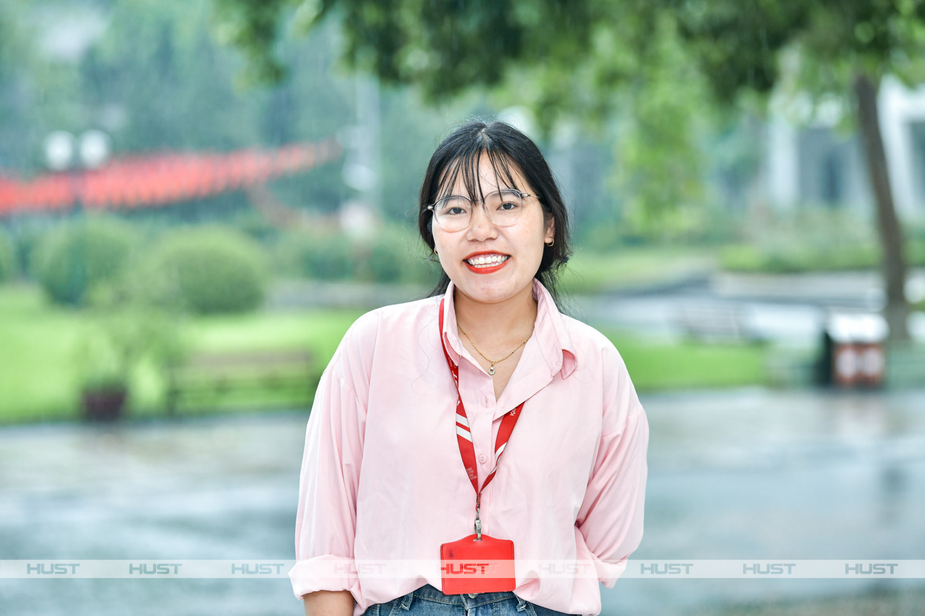 Nguyễn Thị Thanh Tuyền - NCS ngành Vật liệu y sinh, Đại học Bách khoa Hà Nội. Ảnh: Duy Thành