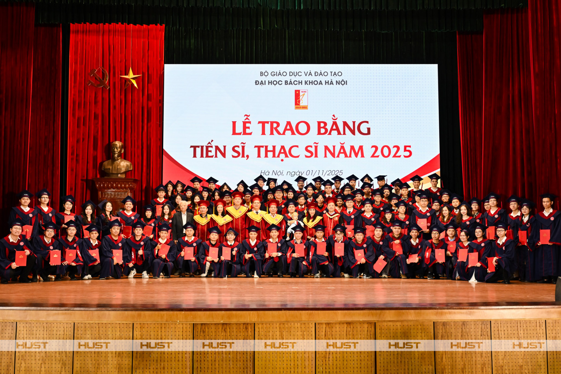 Lễ trao bằng sau đại học 2025: Một bậc học vị cao hơn – Một sứ mệnh lớn hơn