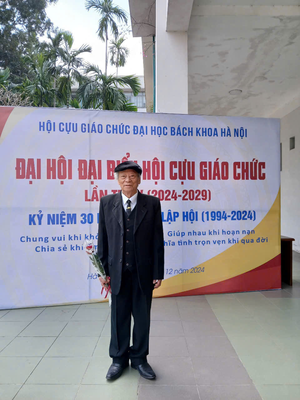 Thầy Nguyễn Phương CSV Khóa 0, cựu giảng viên Trường Cơ khí, ĐHBK Hà Nội