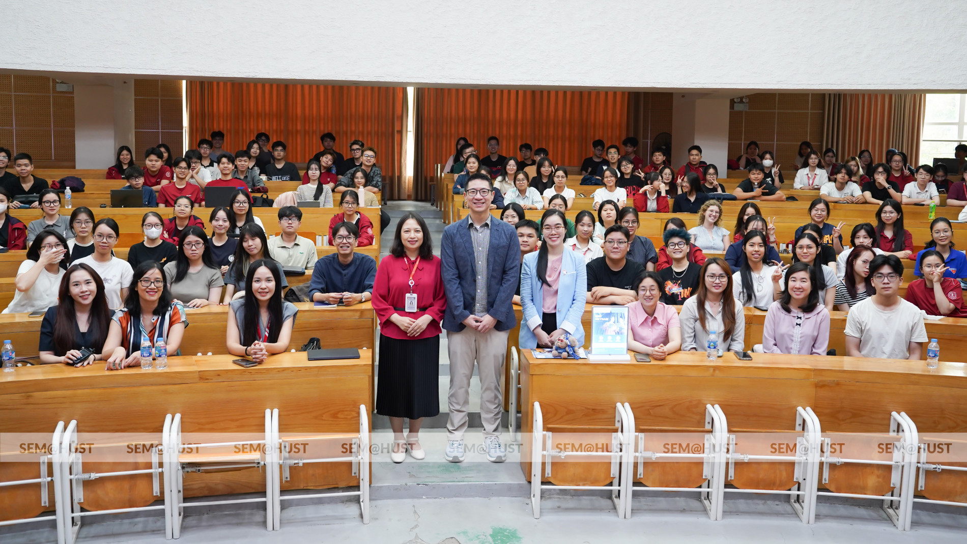 z7728595344887 e52b5b448c0f0cbd81053496b6fe23b6