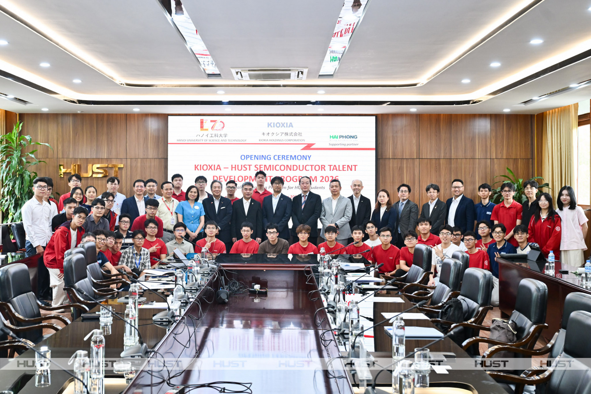 Paid Internship Opportunities in Japan for Students in the HUST - KIOXIA Program