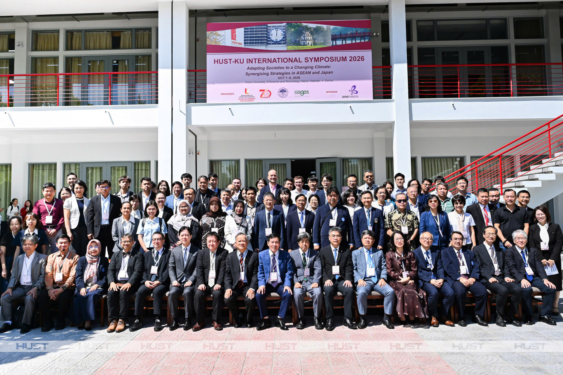 HUST and Kyoto University Advance Interdisciplinary Cooperation Amid Climate Change Challenges