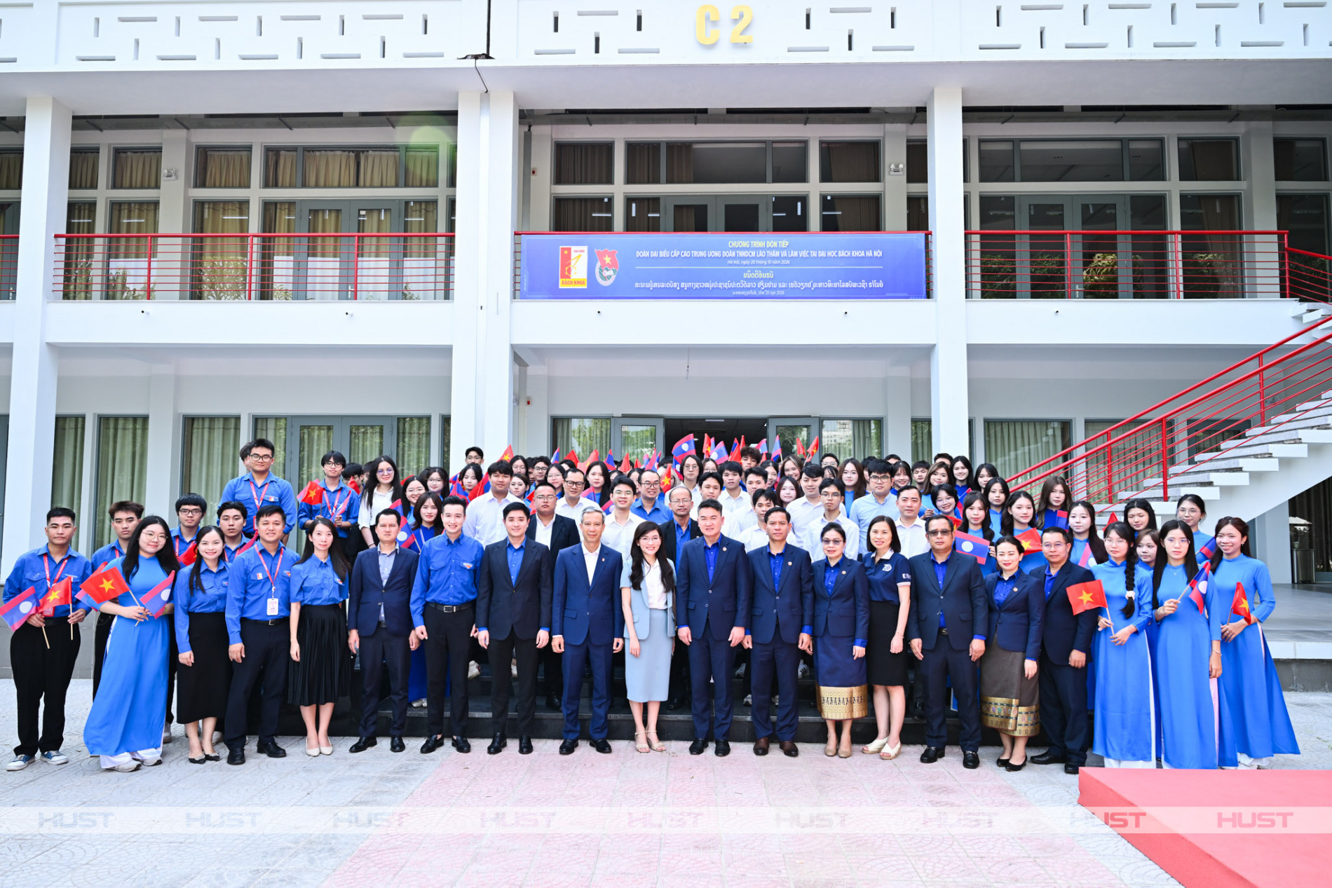 Đại học Bách khoa Hà Nội đón tiếp đoàn đại biểu cấp cao Trung ương Đoàn thanh niên Nhân dân cách mạng Lào