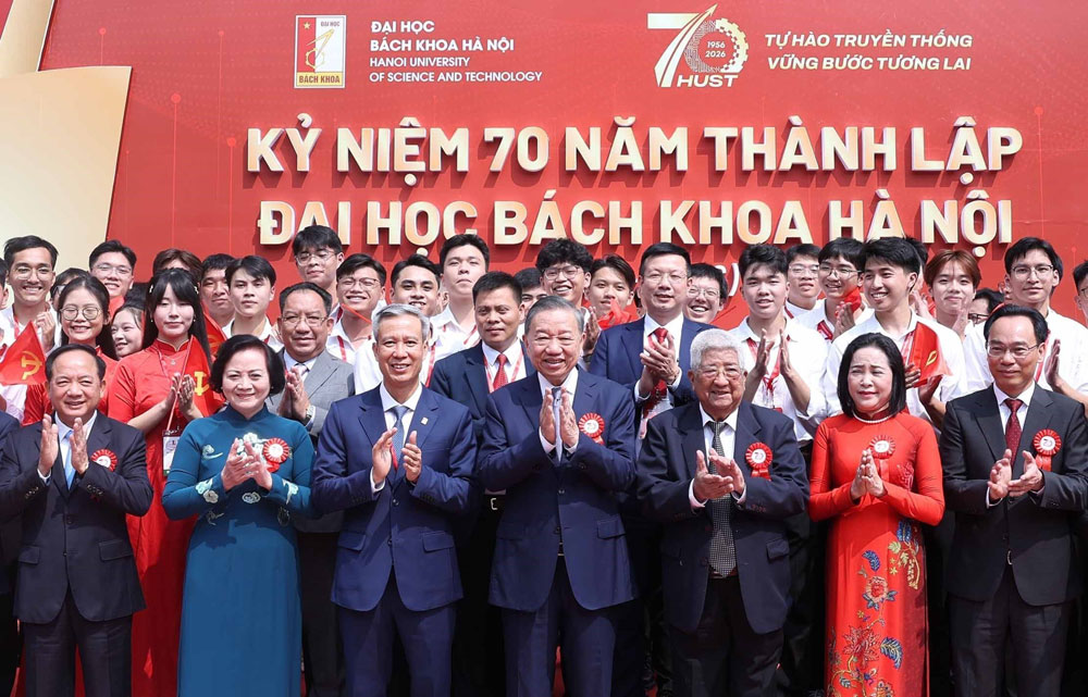 grab100d7dai hoc bach khoa (1)